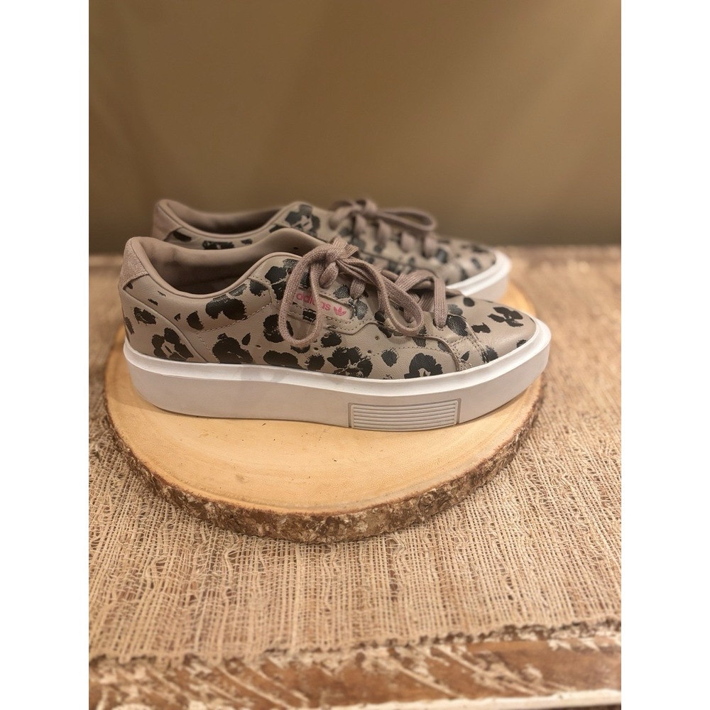 Adidas Originals Womens Sleek Super Leopard Print Shoes Size 8 - Picture 3 of 5